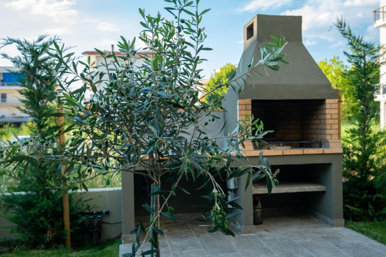 Olive 102 Apartment Peraía Екстериор снимка