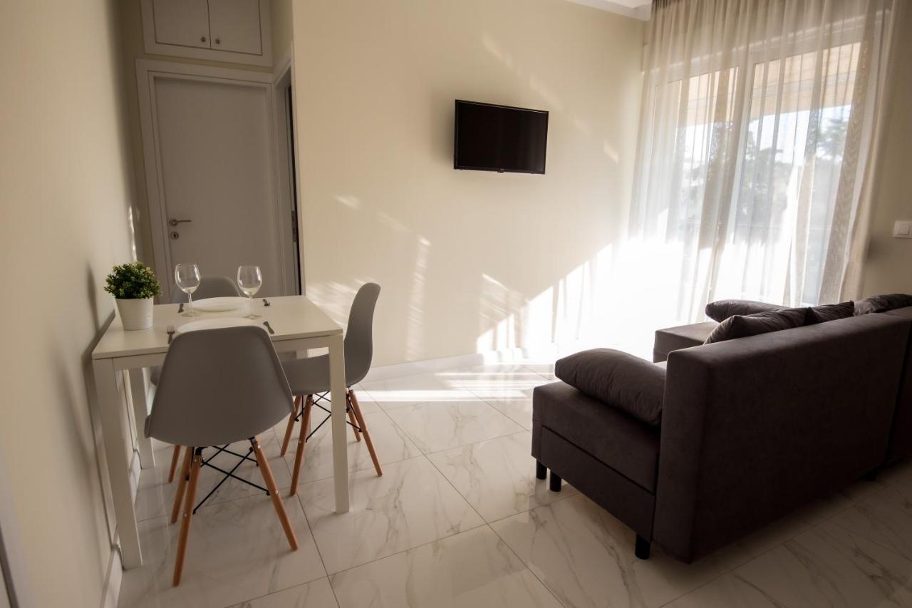 Olive 102 Apartment Peraía Екстериор снимка