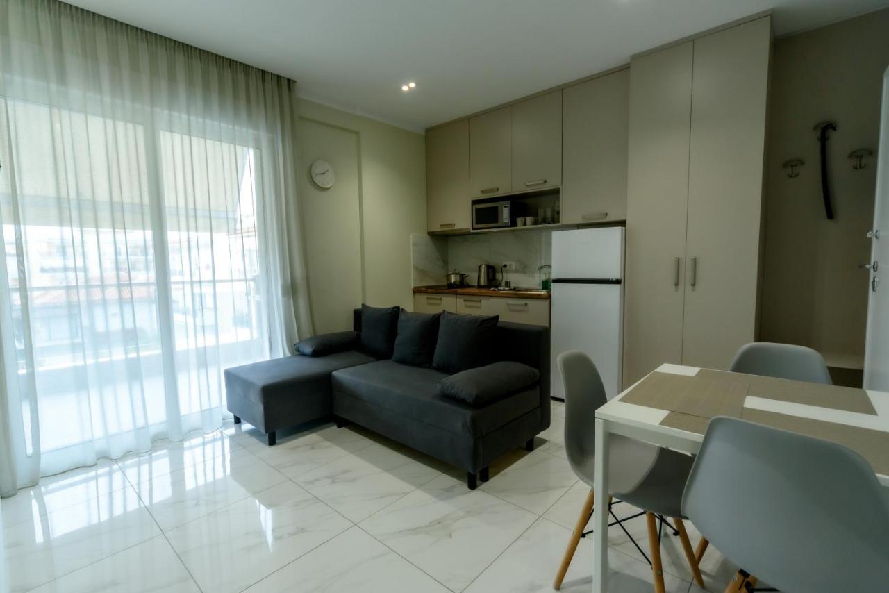 Olive 102 Apartment Peraía Екстериор снимка
